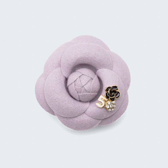 Lavender Classic Camellia Felt Brooch Pin - Picture 1 of 3